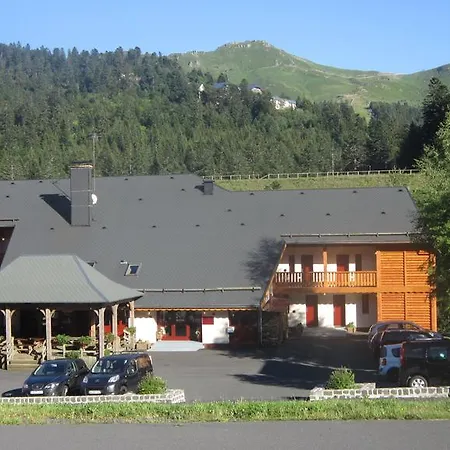 Le Bec De L'aigle * Laveissiere
