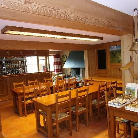 Le Bec De L'aigle
